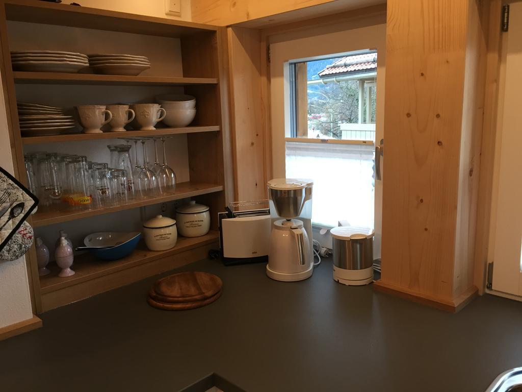 גרמיש-פרטנקירכן Ferienwohnung Ostermair Apartment Gudiberg חדר תמונה