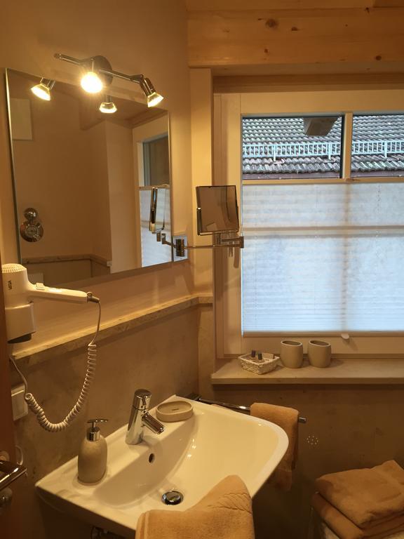 גרמיש-פרטנקירכן Ferienwohnung Ostermair Apartment Gudiberg מראה חיצוני תמונה